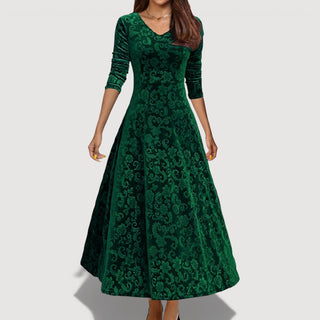 Jillian – Elegancka sukienka z weluru